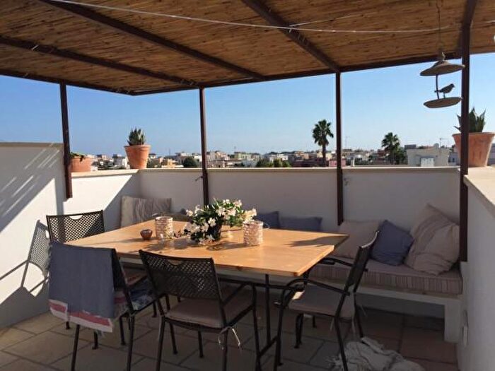 Casa con 5 locali in vendita in Via Giustiniano Lotto, Gagliano Del Capo