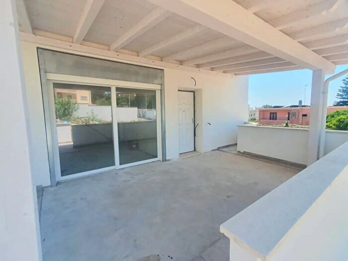 Casa trilocale in vendita in Via Odino, Anzio