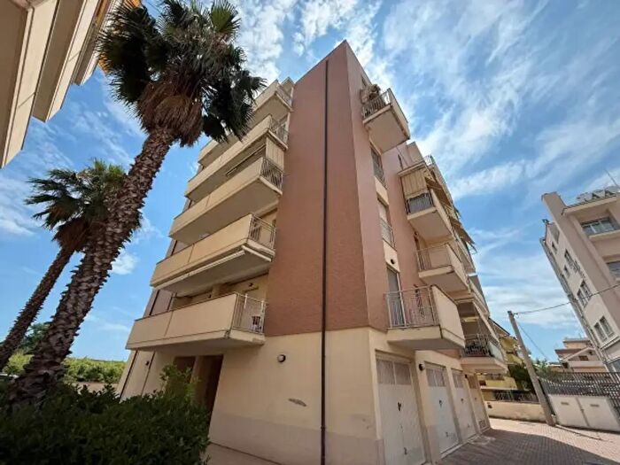 Appartamento quadrilocale in vendita in Via Bardet, Pescara