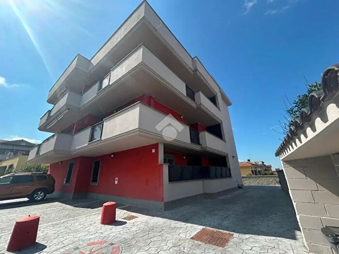 Appartamento trilocale in vendita in Via Palaverta, Marino