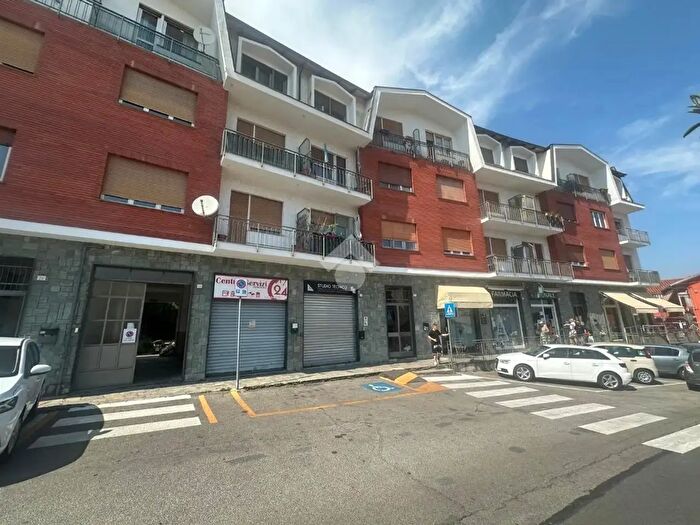 Appartamento trilocale in vendita in Via Magenta, Piossasco
