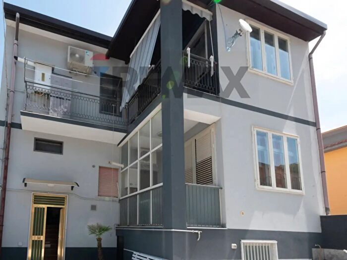 Casa trilocale in vendita in Via IV Novembre, San Michele Di Ganzaria