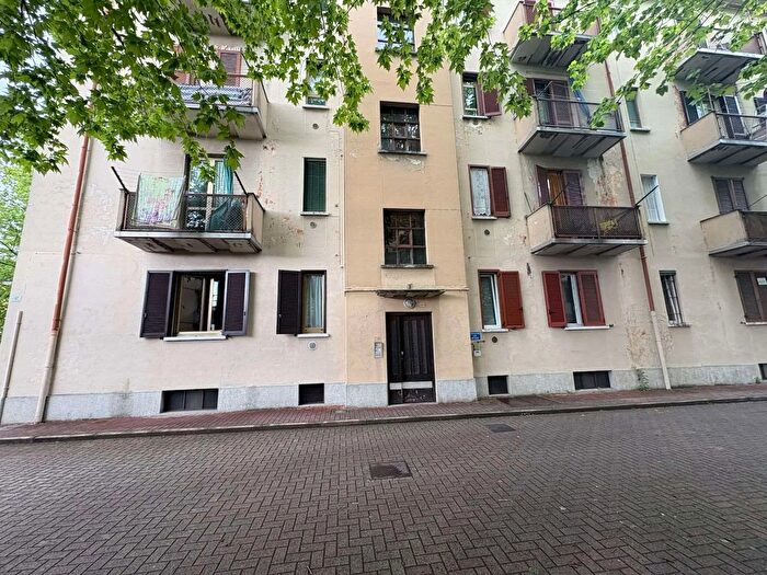 Appartamento bilocale in vendita in Via Firenze, Busto Arsizio