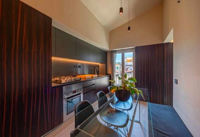 Appartamento quadrilocale in affitto in VIA DEL CAMPUCCIO, San Frediano, Firenze