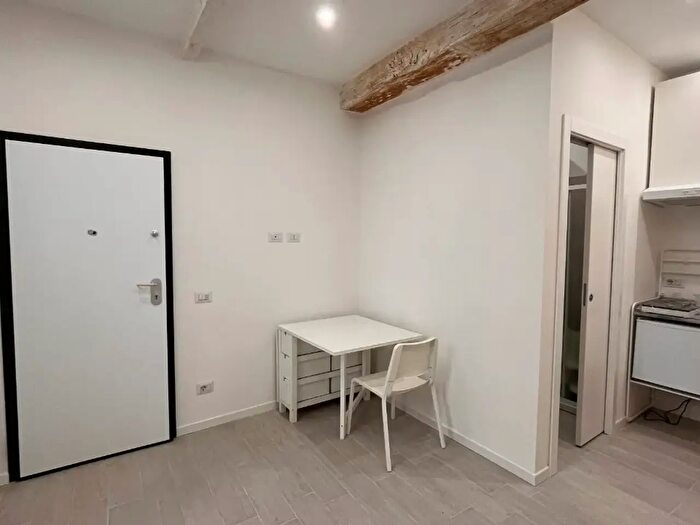 Appartamento monolocale in affitto in Strada Massimo d'Azeglio, Parma