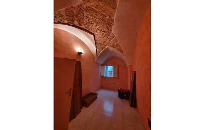 Appartamento quadrilocale in vendita in Via Gaetano Vinci, Parabita