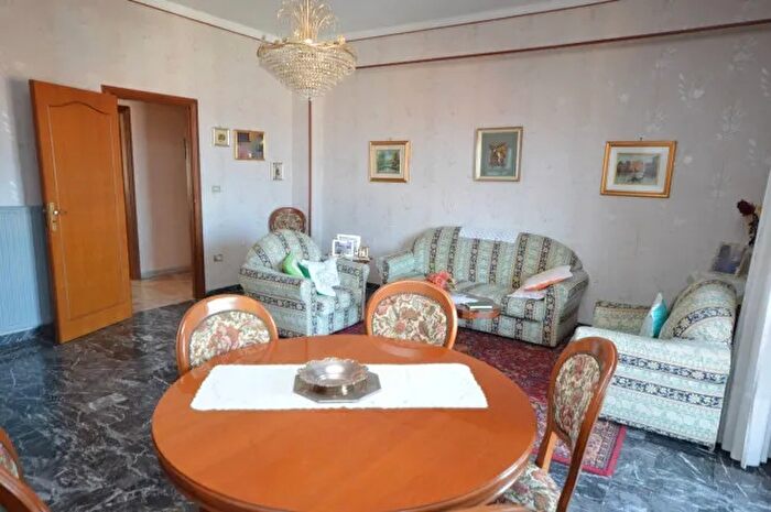 Appartamento quadrilocale in vendita in Crosia Via Savastano, Crosia