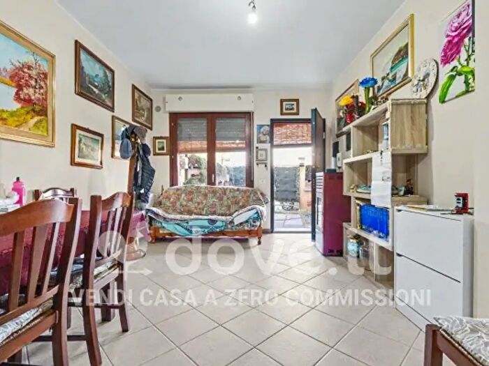 Appartamento trilocale in vendita in Via Iglesias, Villaspeciosa