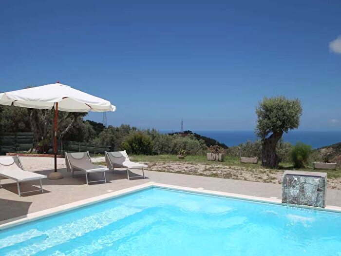 Appartamento trilocale in affitto in Contrada Favara, Acquedolci