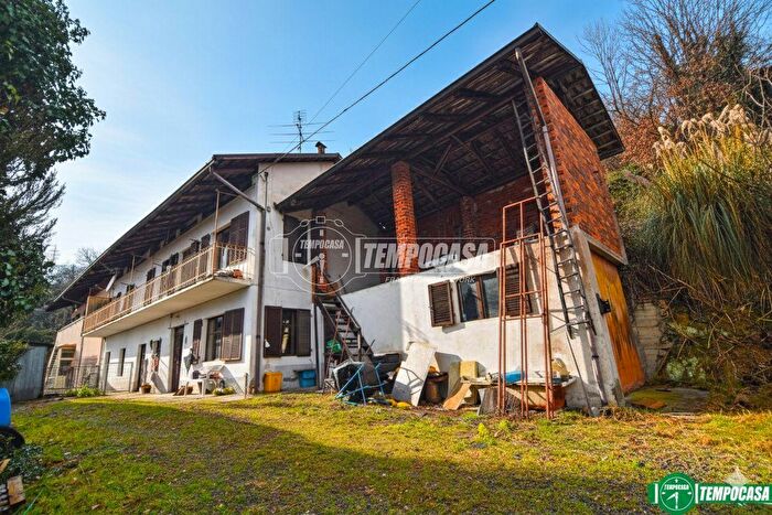 Casa con 5 locali in vendita in Case Monsignore, Rocca Canavese