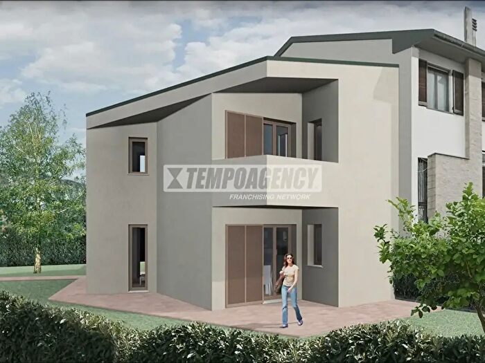 Casa trilocale in vendita in Via XXIV Maggio, Serramazzoni