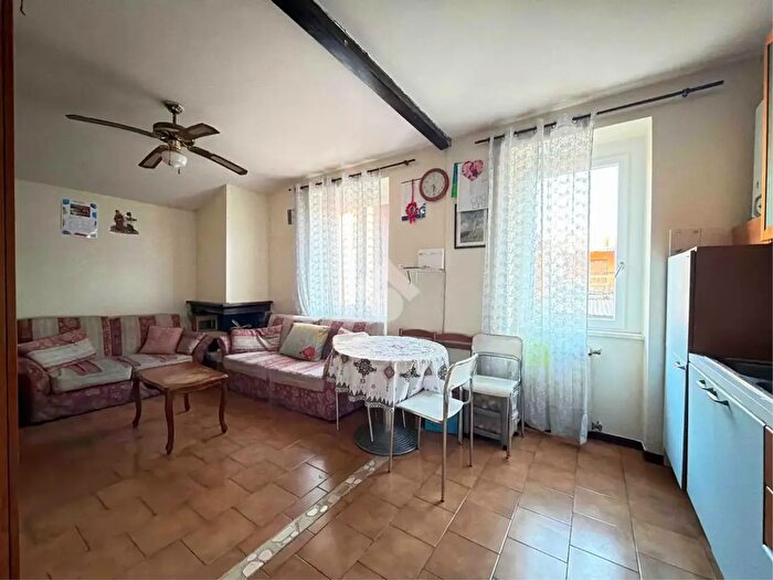 Appartamento trilocale in vendita in Via S Maria, Calcinato