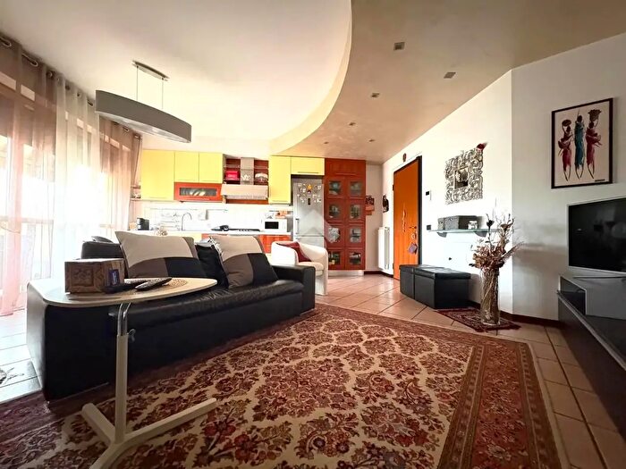 Appartamento bilocale in vendita in Via Ponchielli, Legnano