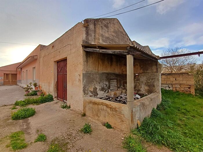 Casa quadrilocale in vendita in Contrada Pastorella, Marsala