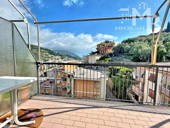 Appartamento quadrilocale in affitto in Recco