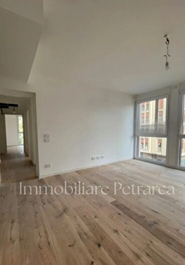 Appartamento trilocale in vendita in Largo Europa, Padova