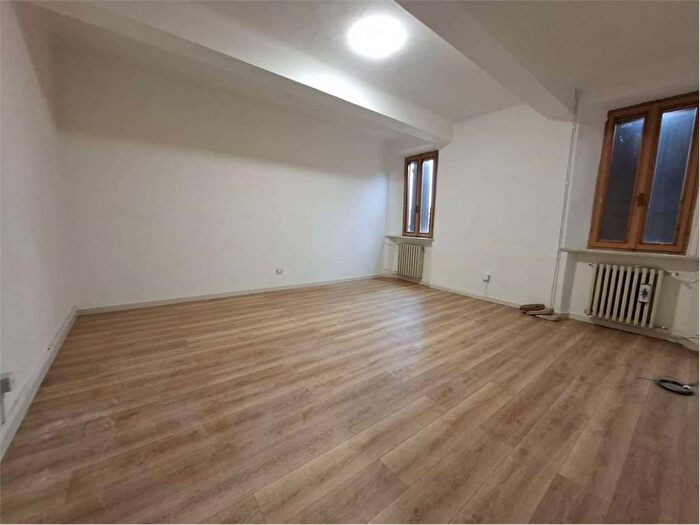 Appartamento trilocale in affitto in Centro, Gazzuolo