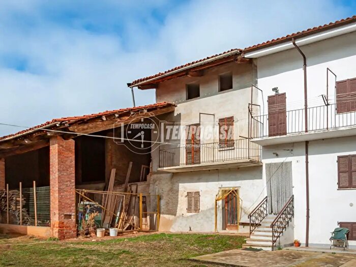 Casa trilocale in vendita in Via Francesco Damilano, Trinita