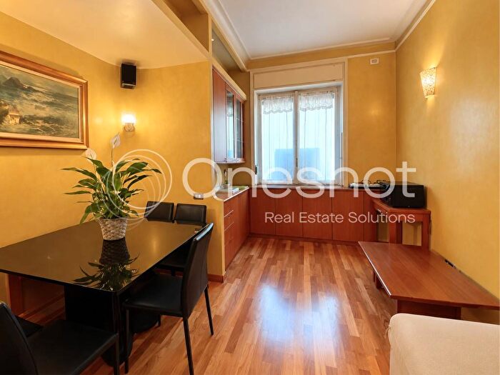 Appartamento bilocale in affitto in Via della Guastalla, Guastalla, Milano