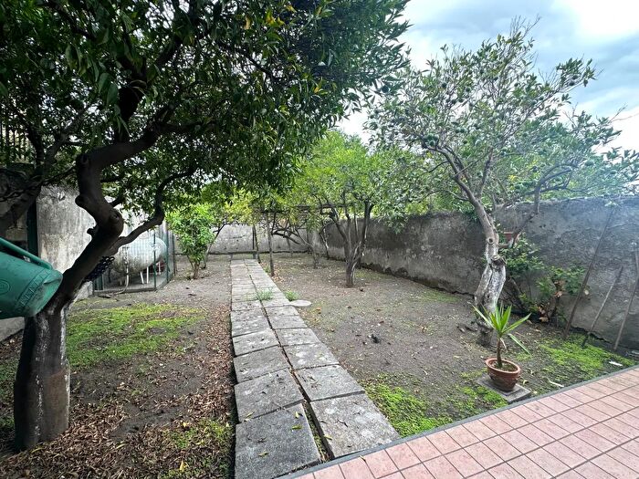 Appartamento bilocale in vendita in Via Silvio Pellico, Boscotrecase