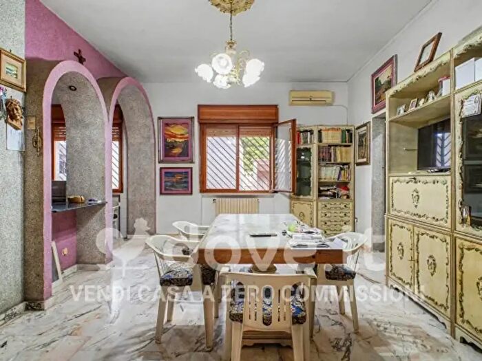 Casa con 6 locali in vendita in Via Litoranea Salentina, Leporano