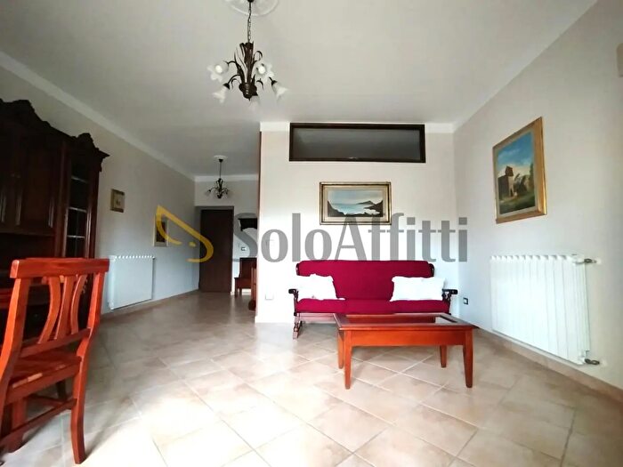 Appartamento trilocale in affitto in Sassari