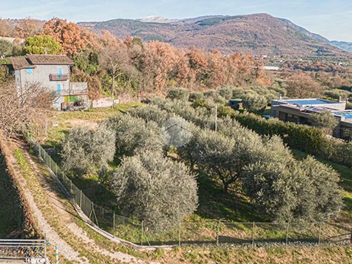 Casa con 6 locali in vendita in Localita Cortina, Costermano
