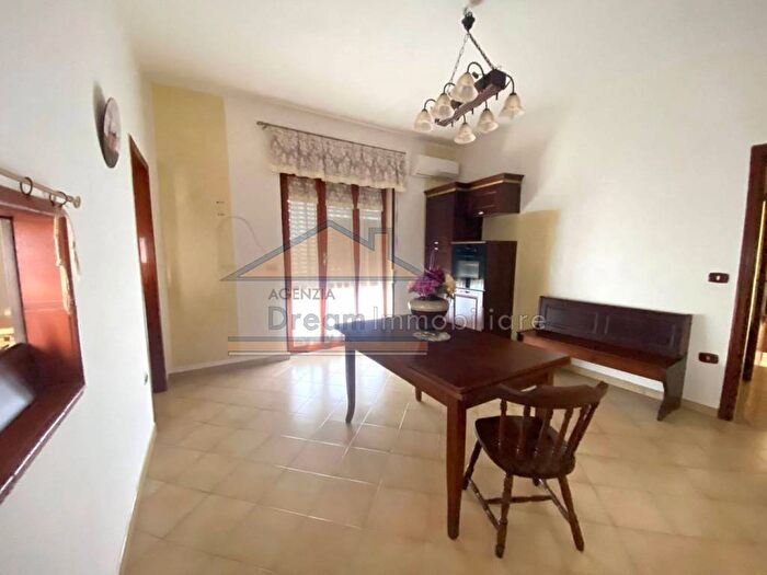 Appartamento quadrilocale in affitto in Via Salvatore di Giacomo, Melito di Napoli