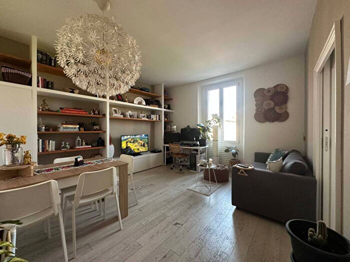 Appartamento bilocale in affitto in Via Elia Lombardini, Navigli Darsena, Milano