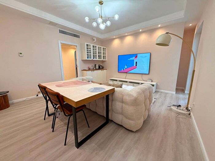 Appartamento quadrilocale in vendita in Via Ovidio, Centro, Cologno Monzese