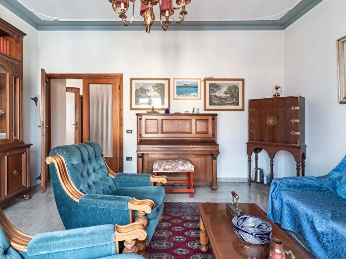 Appartamento con 5 locali in vendita in Affaello Sanzio, Empoli