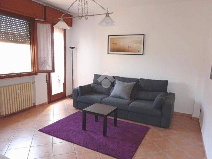 Appartamento quadrilocale in affitto in Vicolo Margherita Tranchellini, Canapa, Ferrara
