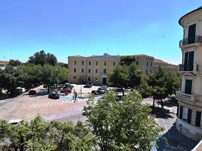 Appartamento trilocale in vendita in Corso Giannone, Foggia