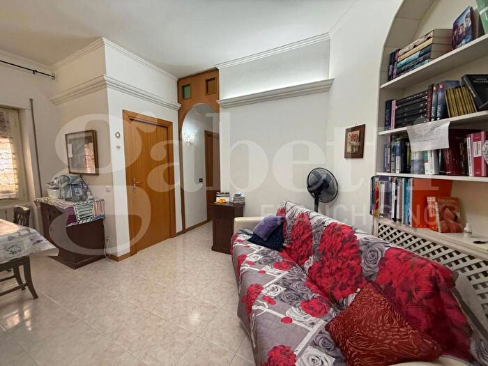 Appartamento trilocale in affitto in VIA DEI LATINI, Centro, Nettuno