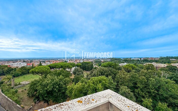 Appartamento monolocale in vendita in Via Francesco Caprini, Viterbo