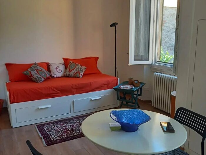 Appartamento monolocale in affitto in Piazza della Santissima Annunziata, Firenze