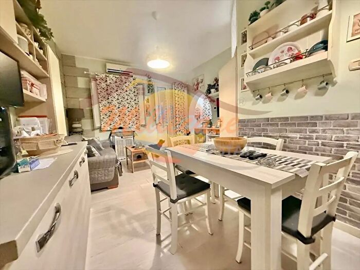 Appartamento trilocale in vendita in Via Luigi Spagna, Siracusa