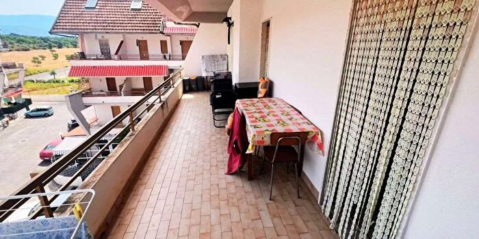 Appartamento trilocale in vendita in Via Pitagora, Scalea