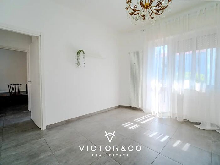 Appartamento quadrilocale in vendita in Via Giacomo Battistini Snc, Novara