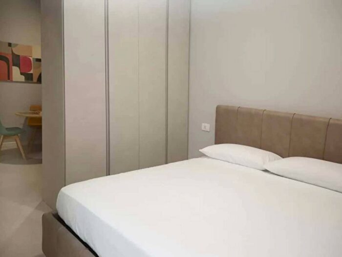 Appartamento bilocale in affitto in Via Ambrogio Binda, Barona, Milano