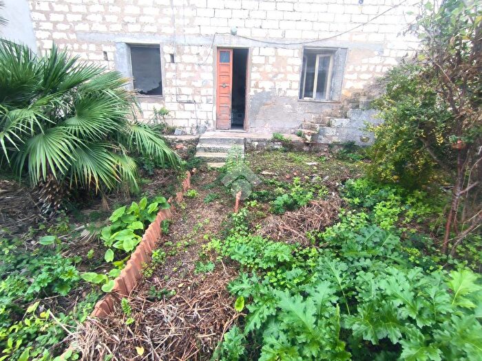 Appartamento trilocale in vendita in Via Silvio Pellico, Sorso