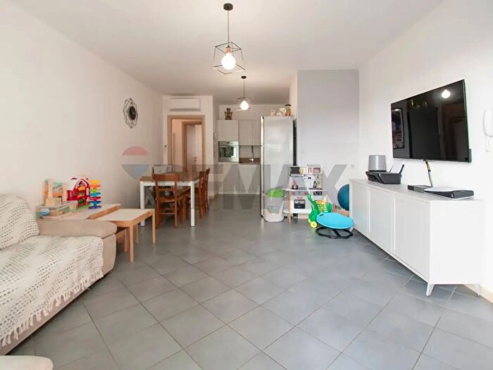 Appartamento trilocale in vendita in Via IV Novembre, Travagliato