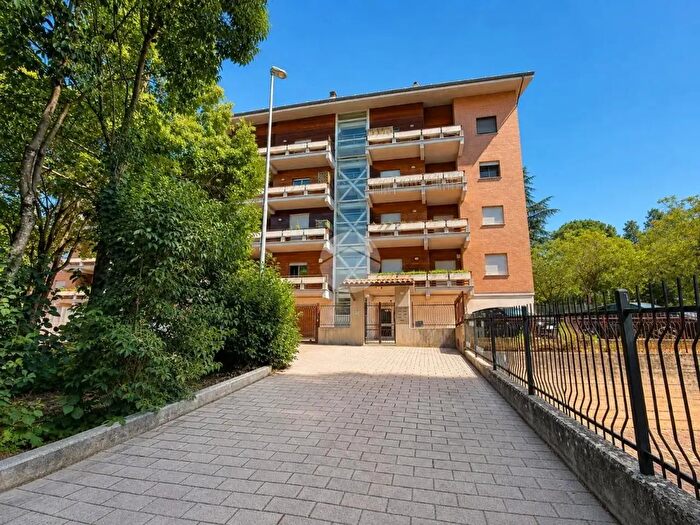 Appartamento quadrilocale in vendita in Via Milonia, L'Aquila