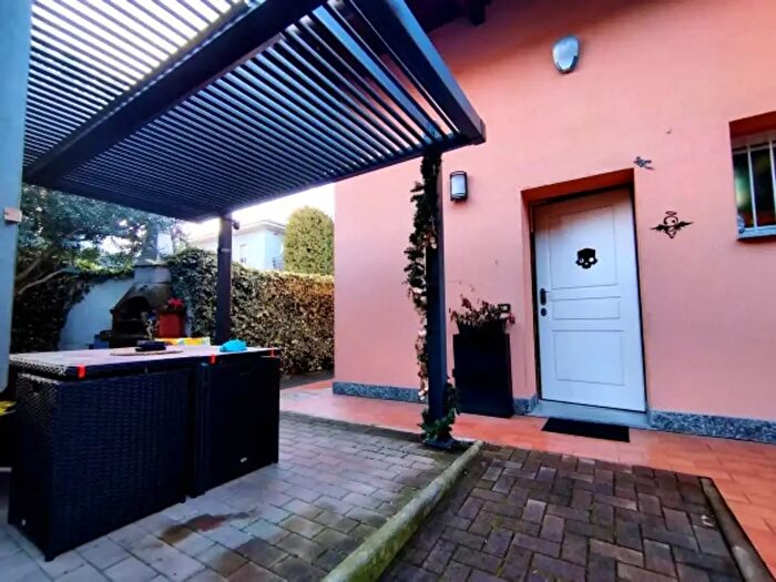 Appartamento bilocale in vendita in Via Aspromonte, Rho