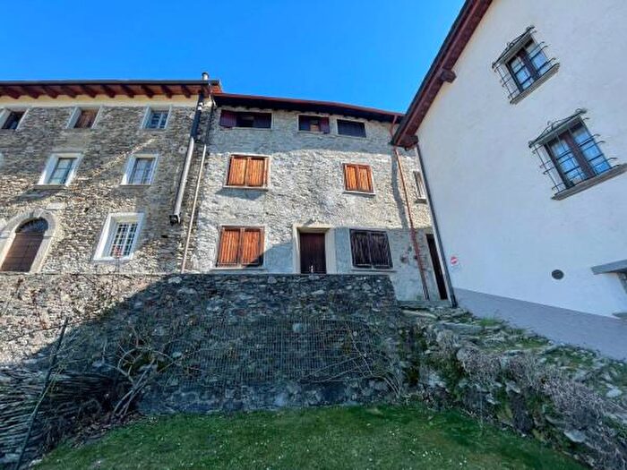 Casa bilocale in vendita in Località Valle, Morbegno