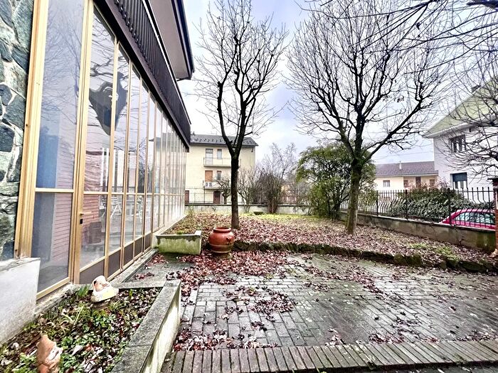 Case in Vendita e in Affitto - 3