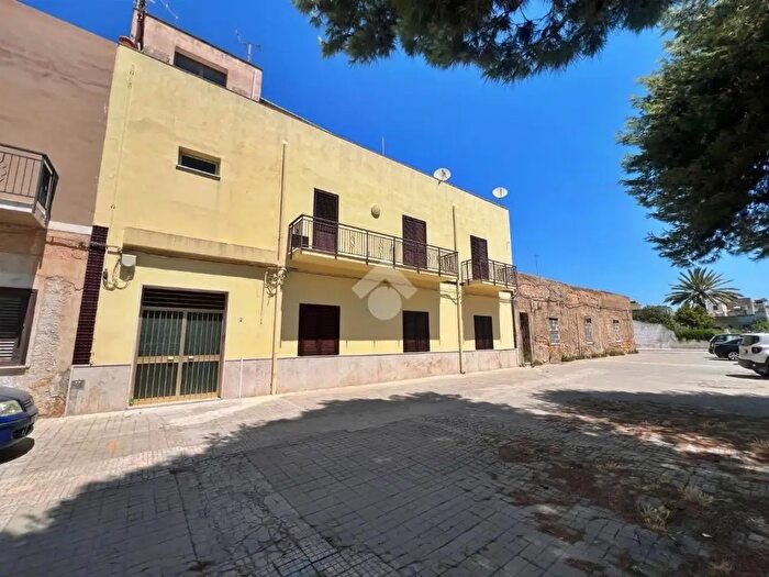Appartamento quadrilocale in vendita in Via Costiera, Mazara Del Vallo