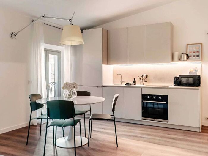 Appartamento bilocale in affitto in Via Maurizio Monti, Valduce Crispi, Como