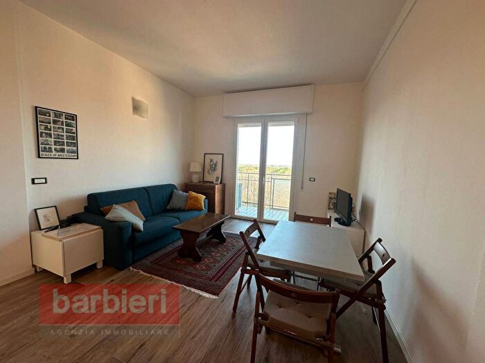 Appartamento trilocale in affitto in Via Massalombarda, Lido di Savio Lido di Classe, Ravenna