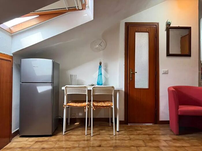 Appartamento monolocale in affitto in Via Mantova, Milano
